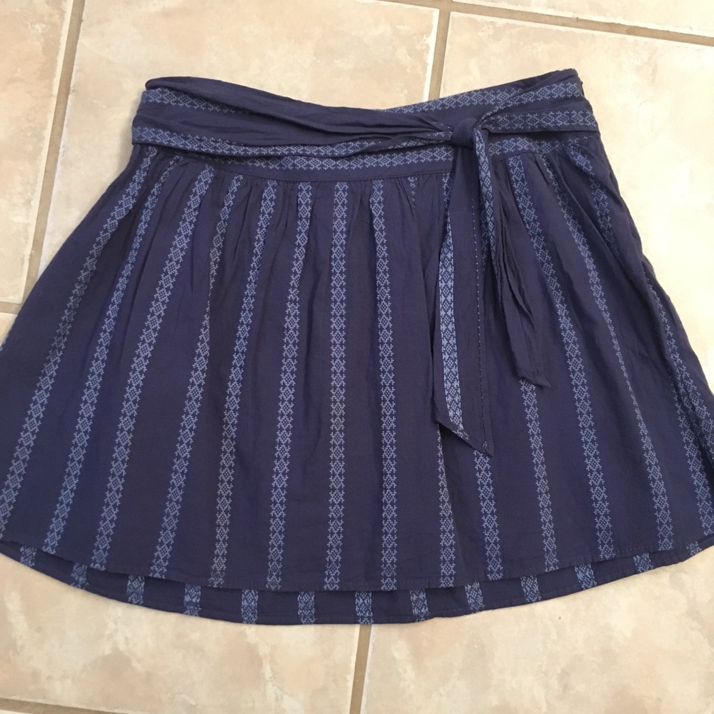 Old navy tie front skirt